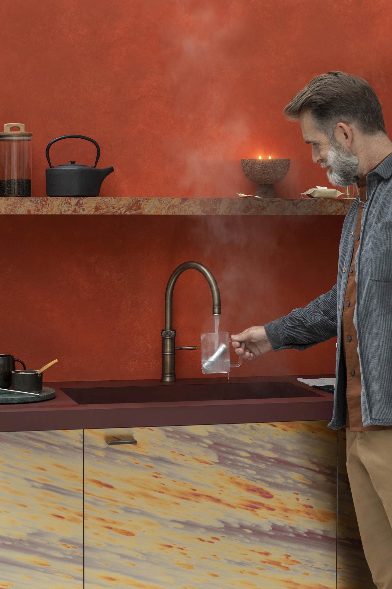 0648 Classic Fusion Round Patinated Brass Portrait Man Making Tea 2