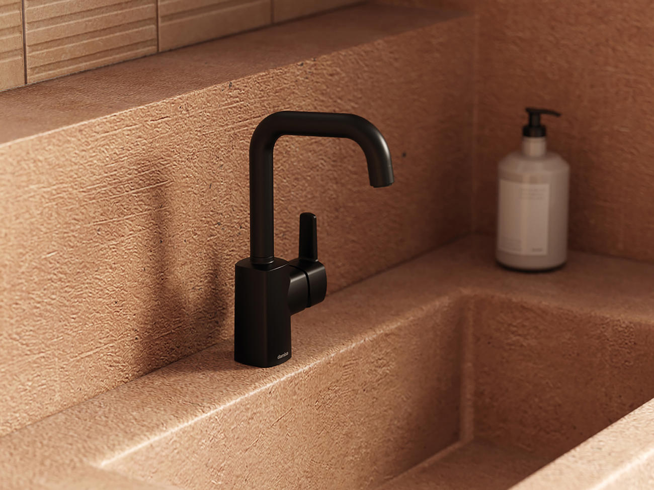 1763061 Pine Basin High Spout Matt Black Miljo