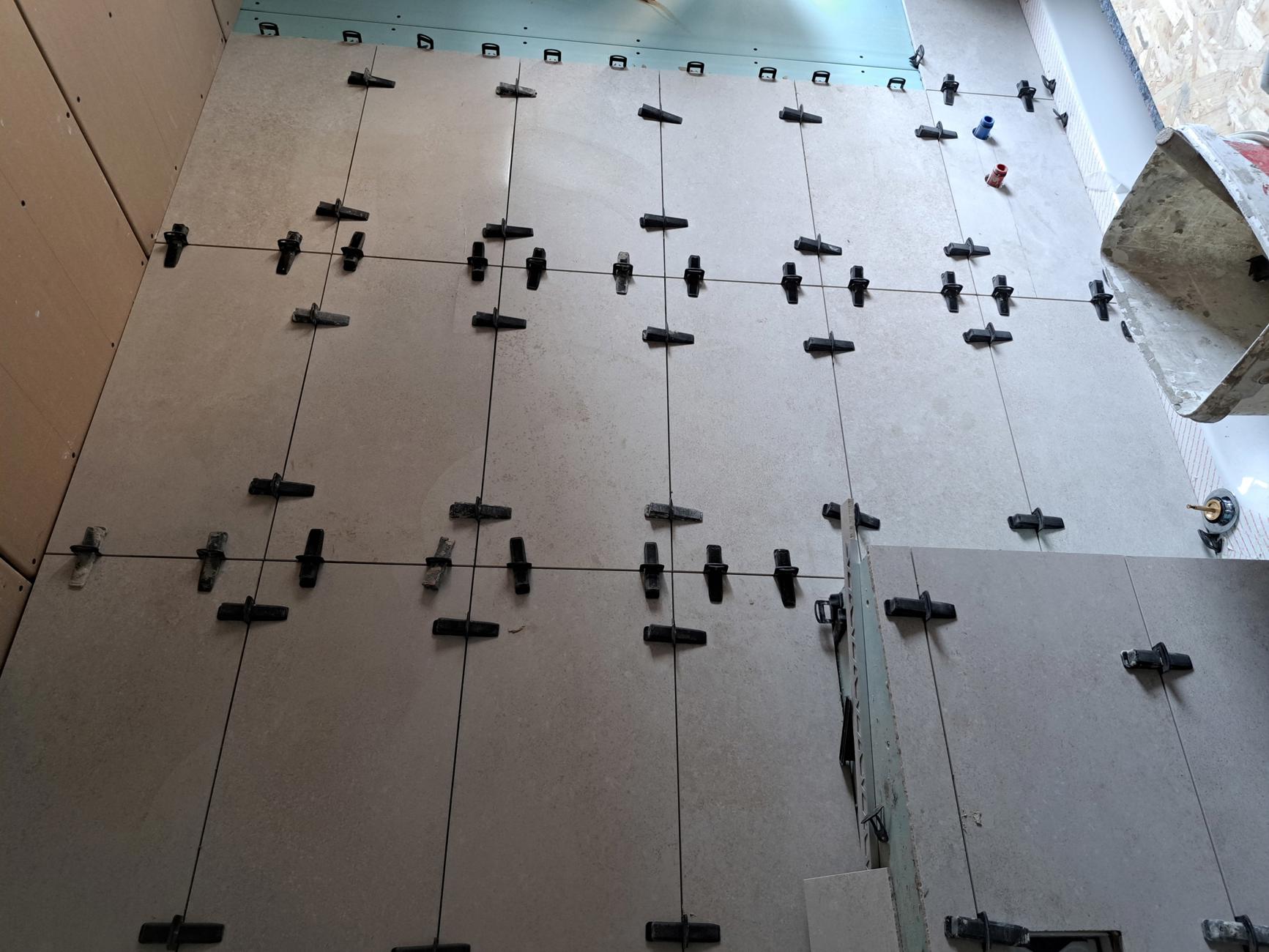 Badkamer dakkapel tijdens renovatie