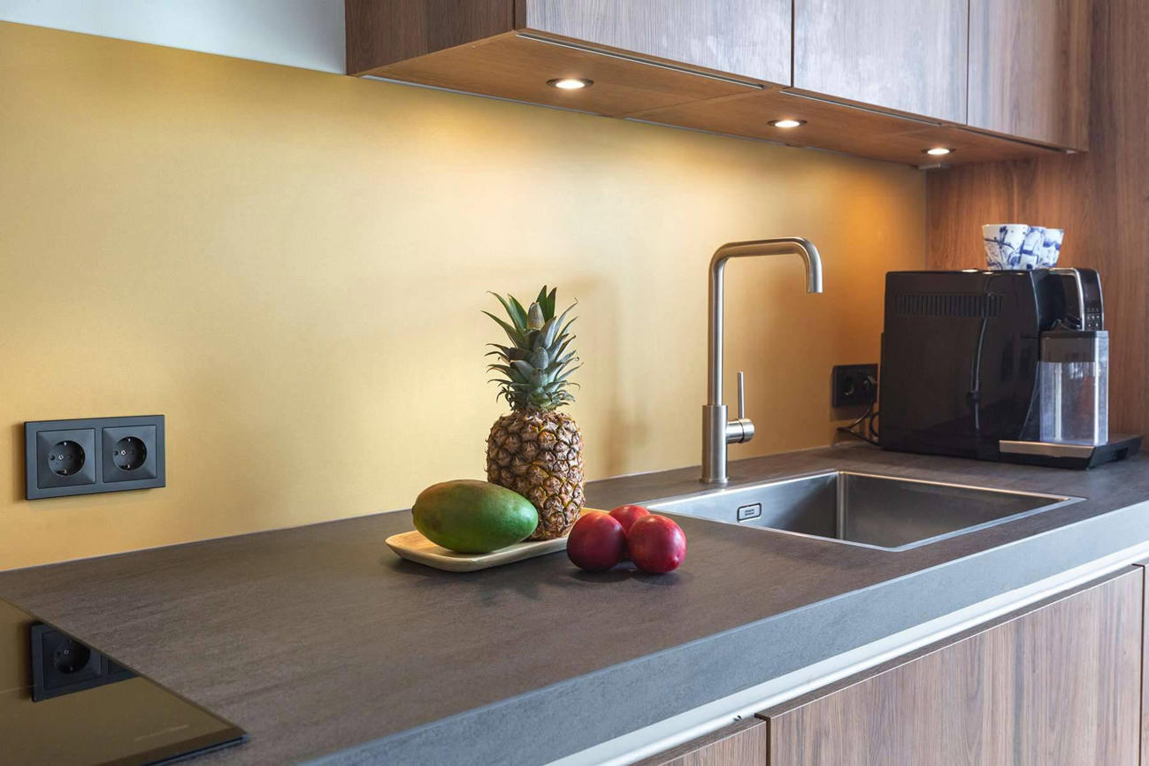 Bokmerk aluminium achterwand